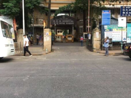King Edward Memorial (KEM) hospital – Drug Treatment Clinic, Mumbai