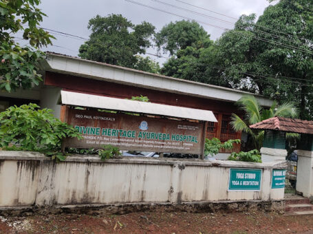Divine Hospital, Cochin, Kerala – 683572